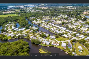 7882 SE Paradise Dr, Stuart, FL 34997 - Photo 2