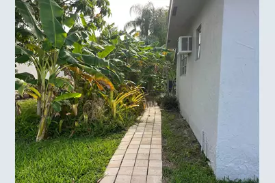4804 Mango Drive, Tamarac, FL 33319 - Photo 16