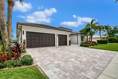11618 Manatee Bay Lane, Wellington, FL 33449 - Photo 2