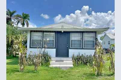 315 Avenue J, Moore Haven, FL 33471 - Photo 12