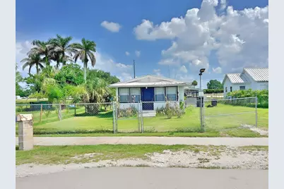 315 Avenue J, Moore Haven, FL 33471 - Photo 14