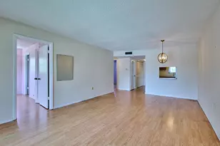 3091 E Sunrise Lakes Dr E, Sunrise, FL 33322 - Photo 16