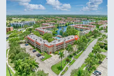 3091 E Sunrise Lakes Drive E #212, Sunrise, FL 33322 - Photo 2