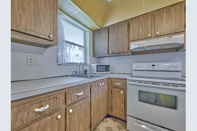 3091 E Sunrise Lakes Drive E #212, Sunrise, FL 33322 - Photo 24