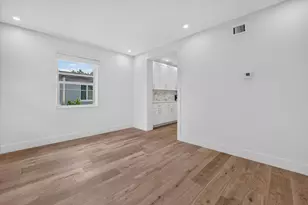 1645 NW 121st St, North Miami, FL 33167 - Photo 4