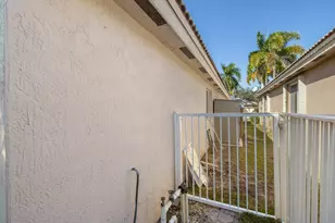 3800 Woodfield Dr, Coconut Creek, FL 33073 - Photo 40