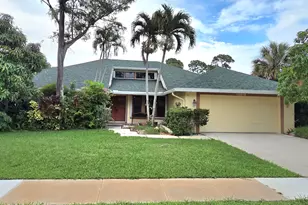 13616 Northumberland Cir, Wellington, FL 33414 - Photo 1