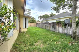 13616 Northumberland Cir, Wellington, FL 33414 - Photo 36