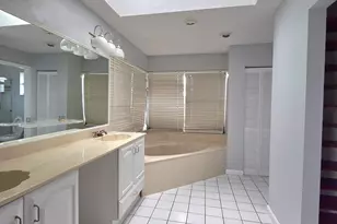 13616 Northumberland Cir, Wellington, FL 33414 - Photo 16
