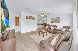 138 Plantation Blvd, Greenacres, FL 33467 - Photo 10