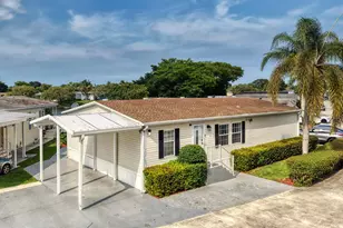138 Plantation Blvd, Greenacres, FL 33467 - Photo 6