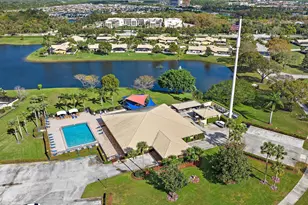 5590 Golden Eagle Cir, Palm Beach Gardens, FL 33418 - Photo 4