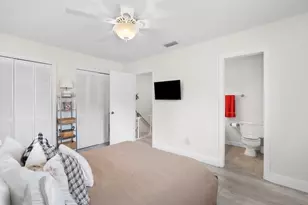 2116 NE 44th St, Lighthouse Point, FL 33064 - Photo 18