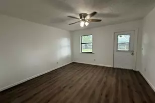 2008 SW Hampshire Ln, Port Saint Lucie, FL 34953 - Photo 8