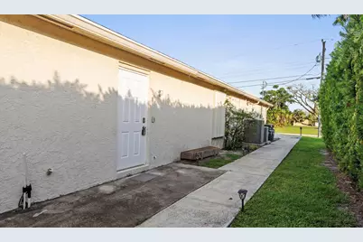 141 NE Naranja, Port Saint Lucie, FL 34983 - Photo 4
