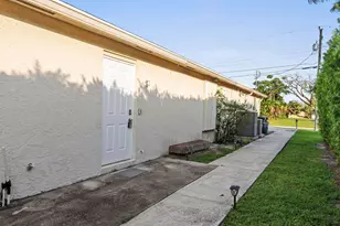 141 NE Naranja, Port Saint Lucie, FL 34983 - Photo 4