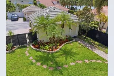 8212 Calterra Drive, Palm Beach Gardens, FL 33418 - Photo 18