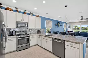 10542 SW Sunray St, Port Saint Lucie, FL 34987 - Photo 18