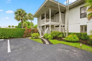 11842 Pebblewood Dr, Wellington, FL 33414 - Photo 1