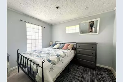16887 W Trafalgar Drive W, The Acreage, FL 33470 - Photo 8