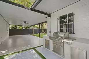 2239 SW 10th St, Miami, FL 33135 - Photo 40