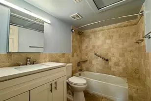 124 NE 19th Ct, Wilton Manors, FL 33305 - Photo 10