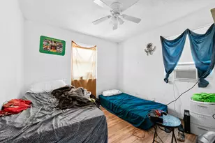 242 SW 3rd St, Deerfield Beach, FL 33441 - Photo 16