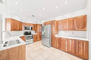 16208 Opal Creek Dr, Weston, FL 33331 - Photo 8