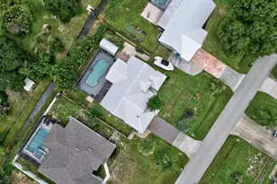 843 Vocelle Ave, Sebastian, FL 32958 - Photo 42