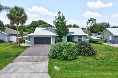 843 Vocelle Avenue, Sebastian, FL 32958 - Photo 2