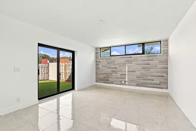 3801 Victoria Drive, West Palm Beach, FL 33406 - Photo 10