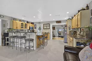 240 Gregory Rd, West Palm Beach, FL 33405 - Photo 4
