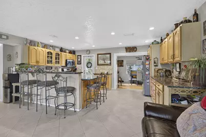 240 Gregory Road, West Palm Beach, FL 33405 - Photo 4