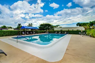 210 Lake Evelyn Dr, West Palm Beach, FL 33411 - Photo 30