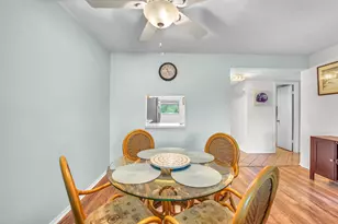 210 Lake Evelyn Dr, West Palm Beach, FL 33411 - Photo 8