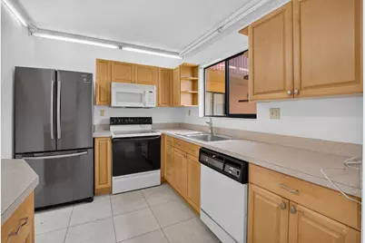 15216 Lakes Of Delray Boulevard #155, Delray Beach, FL 33484 - Photo 10