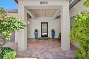 725 NE 36th St, Boca Raton, FL 33431 - Photo 14