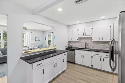 215 19th Avenue, Vero Beach, FL 32962 - Photo 10