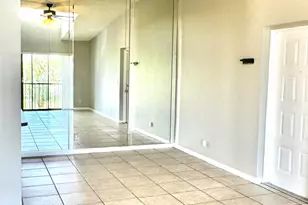 1007 Green Pine Blvd, West Palm Beach, FL 33409 - Photo 4