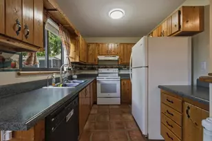 3274 NW 104th Terrace, Sunrise, FL 33351 - Photo 6