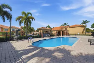 732 SW 106th Ave, Pembroke Pines, FL 33025 - Photo 32
