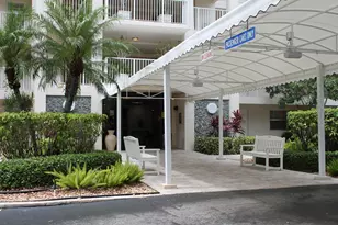 3520 Oaks Way, Pompano Beach, FL 33069 - Photo 2