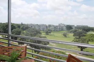 3520 Oaks Way, Pompano Beach, FL 33069 - Photo 34