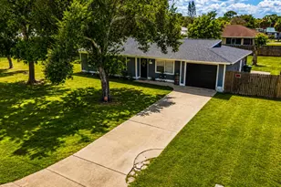 4703 Myrtle Dr, Fort Pierce, FL 34982 - Photo 2
