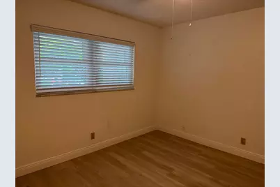 1035 Country Club Drive #303, Margate, FL 33063 - Photo 14
