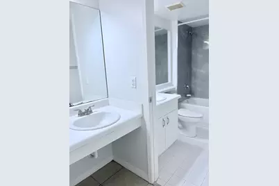 2640 S University Drive S #127, Davie, FL 33328 - Photo 12