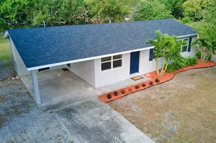 4535 38th Ct, Vero Beach, FL 32967 - Photo 2