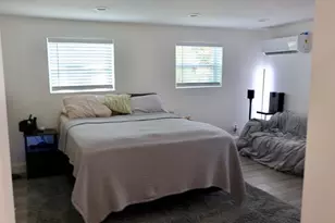 121 SE 14th St, Pompano Beach, FL 33060 - Photo 2