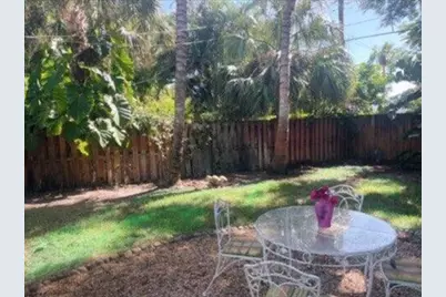 356 Orange Way, West Palm Beach, FL 33405 - Photo 14