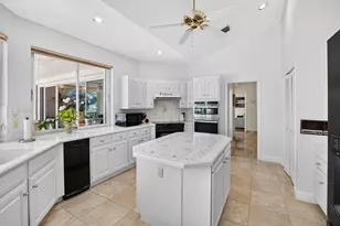 10192 Shireoaks Ln, Boca Raton, FL 33498 - Photo 24